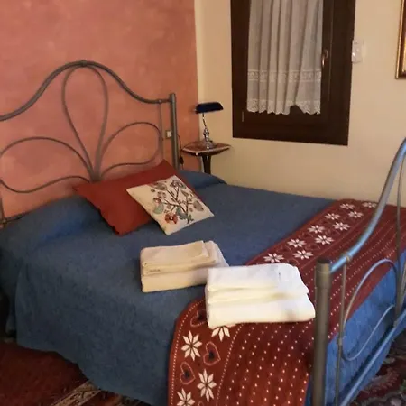 Barone Rosso فندق مبيت وإفطار تريفيزو