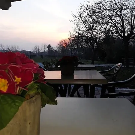 فندق مبيت وإفطار Barone Rosso تريفيزو